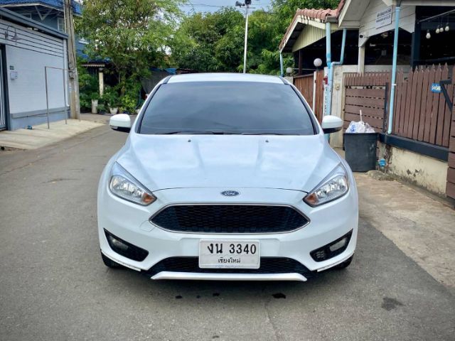Ford Focus 2017 1.5 Trend เบนซิน ไม่ติดแก๊ส เกียร์อัตโนมัติ ขาว รูปที่ 4