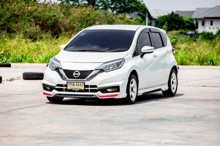 รถ Nissan Note 1.2 VL สี ขาว
