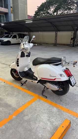 Vespa GTS 300 Super Sport HPE  2022 รูปที่ 5