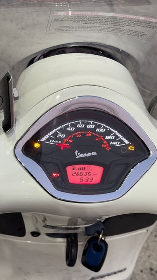 Vespa GTS 300 Super Sport HPE  2022 รูปที่ 15