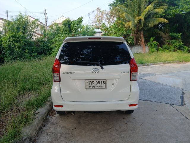 Toyota Avanza 2012 1.5 G Utility-car เบนซิน ไม่ติดแก๊ส เกียร์ธรรมดา ขาว รูปที่ 3