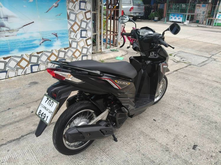 🛵ยังไงก็ขาย CLICK125 i ปี 61 เครื่องดี สีสวย สตาร์ทมือ เล่มชุดโอนครบ+เปลี่ยนถ่ายน้ำมันเครื่องฟรี ส่งฟรี30 ก.ม รูปที่ 8