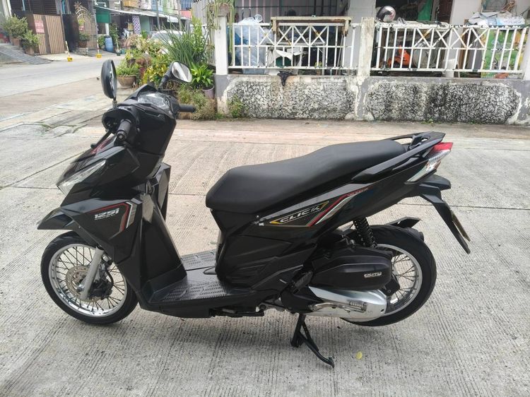 🛵ยังไงก็ขาย CLICK125 i ปี 61 เครื่องดี สีสวย สตาร์ทมือ เล่มชุดโอนครบ+เปลี่ยนถ่ายน้ำมันเครื่องฟรี ส่งฟรี30 ก.ม รูปที่ 2