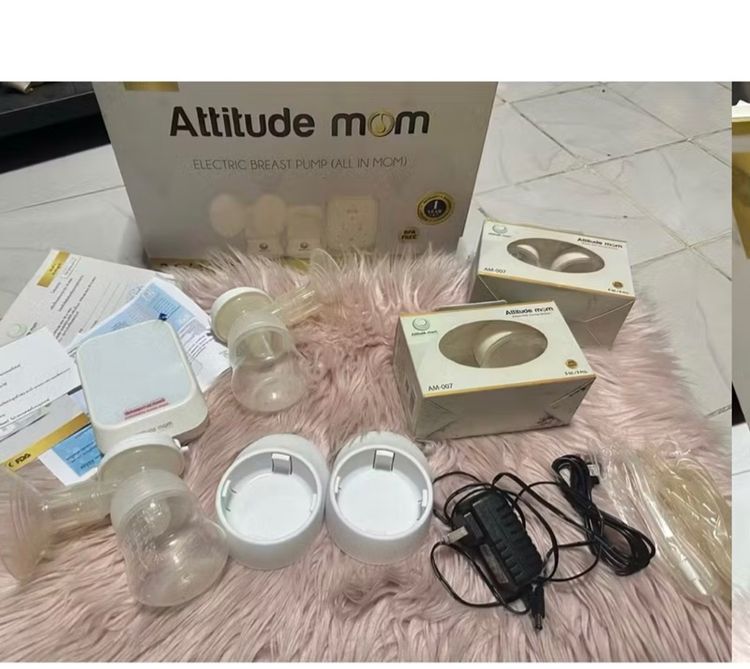 Attitude Mom เครื่องปั้มนม