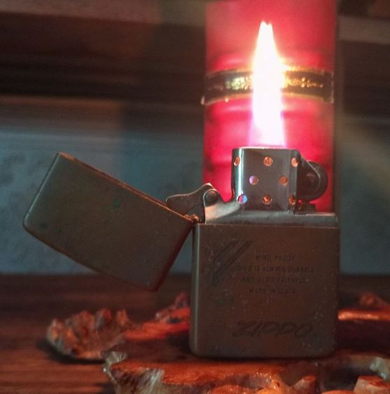 USA, ไฟแช็ค zippo แท้เนื้อทองเหลืองเก่าโบราณสภาพเยี่ยม รูปที่ 6