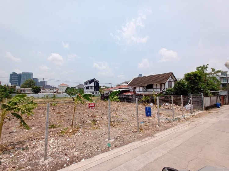 ขายที่ดินเปล่าถมแล้ว รามคำแหง ซอย 18 ทำเลดี เดินทางสะดวก ใกล้รถไฟฟ้าสายสีส้ม  รูปที่ 3