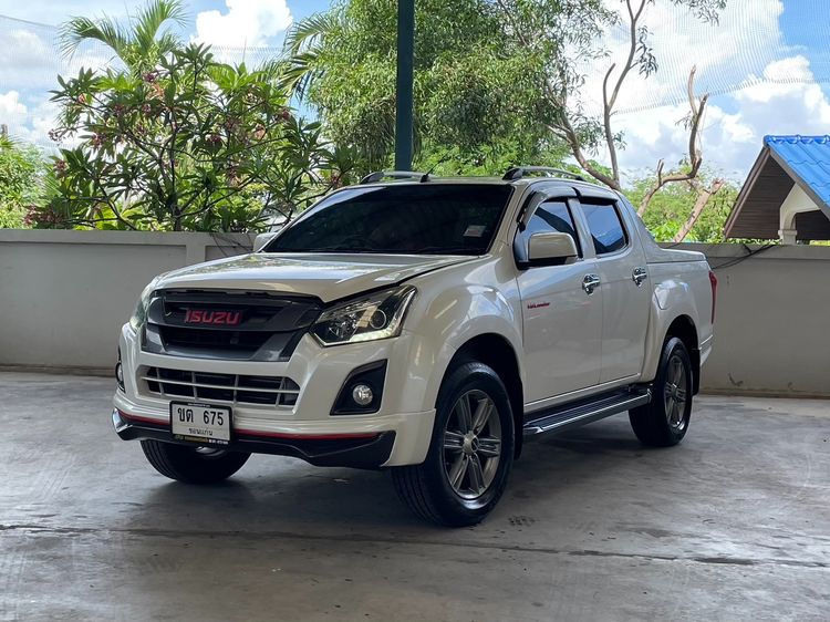 รถ Isuzu D-MAX 1.9 Hi-Lander X-Series Z สี ขาว