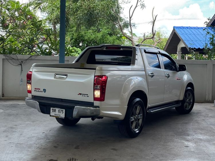 Isuzu D-MAX 2017 1.9 Hi-Lander X-Series Z Pickup ดีเซล ไม่ติดแก๊ส เกียร์ธรรมดา ขาว รูปที่ 2