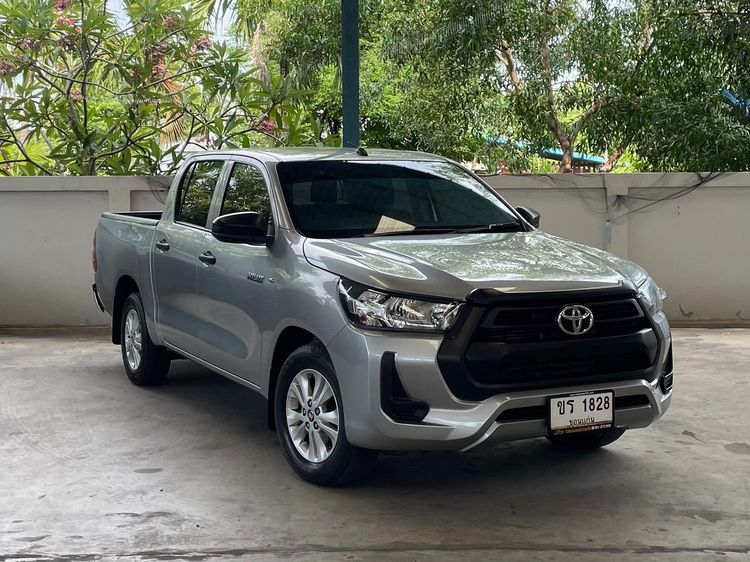 Toyota Hilux Revo 2020 Double Cab 2.4 Mid Z Edition Pickup ดีเซล ไม่ติดแก๊ส เกียร์อัตโนมัติ บรอนซ์เงิน รูปที่ 3