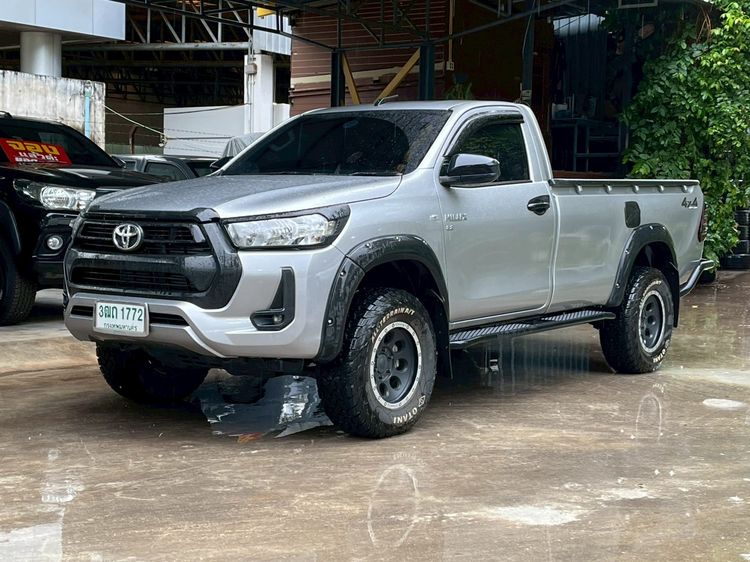 รถ Toyota Hilux Revo 2.8 ENTRY STANDARD CAB สี บรอนซ์เงิน