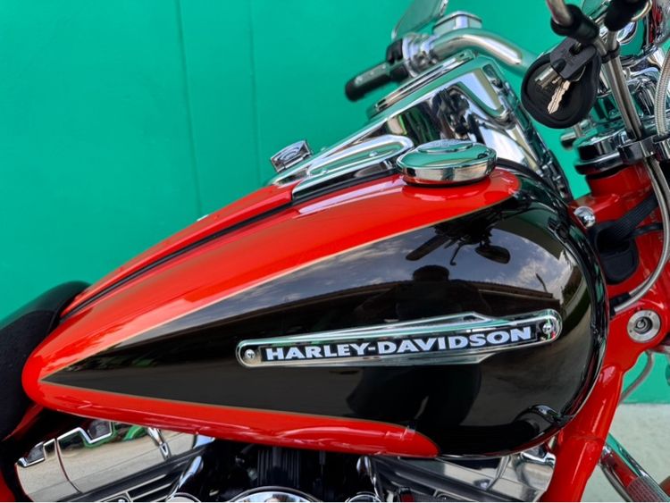 Dyna Fat bob CVO 2009 คันเดียวในประเทศ รูปที่ 4