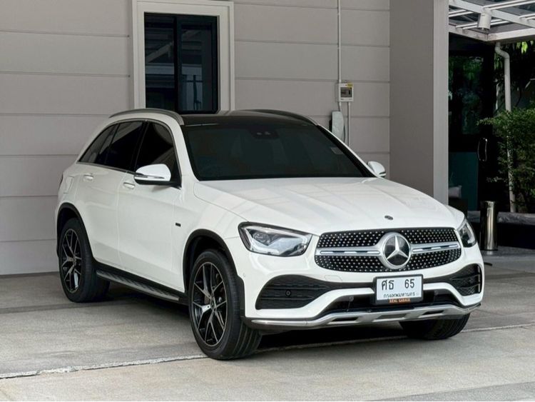 Mercedes-Benz GLC-Class 2021 GLC300e Utility-car ปลั๊กอินไฮบริด (PHEV) ไม่ติดแก๊ส เกียร์อัตโนมัติ ขาว รูปที่ 3