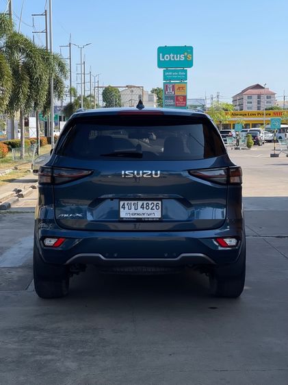Isuzu MU-X 2023 3.0 Utility-car ดีเซล เกียร์อัตโนมัติ กรมท่า รูปที่ 4