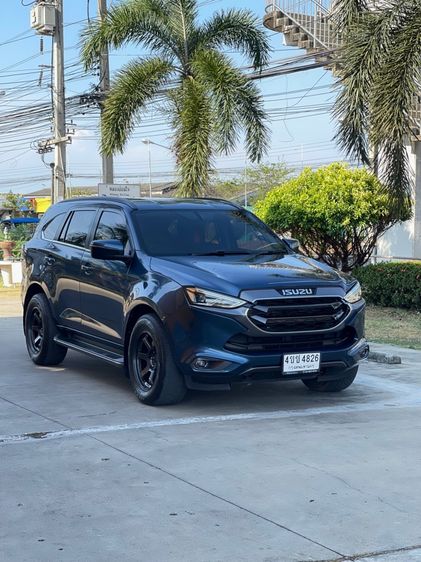 Isuzu MU-X 2023 3.0 Utility-car āļāļĩāđāļāļĨ āđāļāļĩāļĒāļĢāđāļāļąāļāđāļāļĄāļąāļāļī āļāļĢāļĄāļāđāļē āļĢāļđāļāļāļĩāđ 2