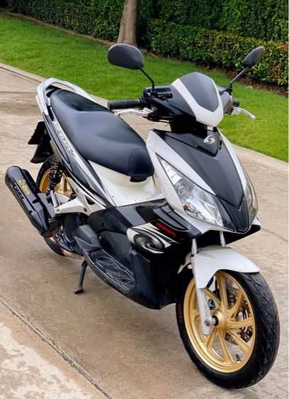 ขาย HONDA AIR BLADE ปี2006 ตัวท๊อปล้อแม็ก รถซื้อตั้งแต่มือ1 ป้ายแดง รถที่บ้านใช้เองครับ คุณป้าขับไปซื้อของที่ตลาดเช้า-เย็นเองครับ ภาษี69