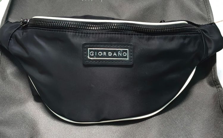 ไนล่อน ดำ กระเป๋าคาดอก Giordano สภาพเหมือนใหม่ ไม่เคยใช้งาน