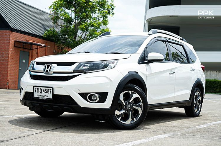 รถ Honda BR-V 1.5 V สี ขาว