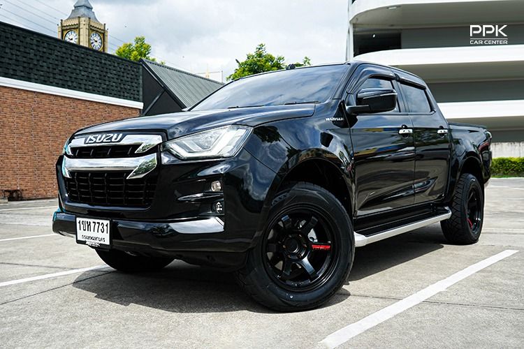 รถ Isuzu D-MAX 1.9 Hi-Lander Z สี ดำ