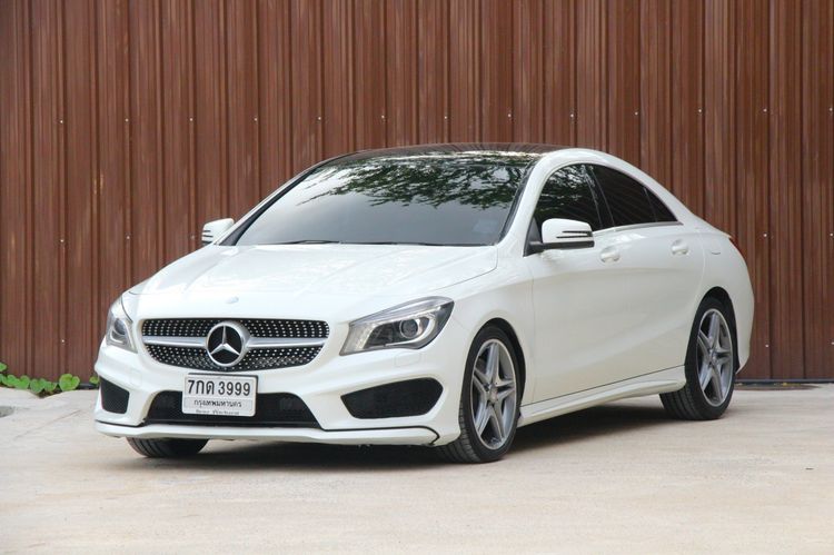 Mercedes-Benz CLA-Class 2014 CLA250 AMG Sedan เบนซิน ไม่ติดแก๊ส เกียร์อัตโนมัติ ขาว