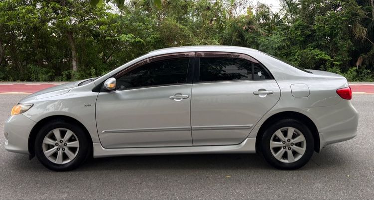 Toyota Corolla 2009 1.6 Sedan เบนซิน ไม่ติดแก๊ส เกียร์ธรรมดา บรอนซ์เงิน รูปที่ 4