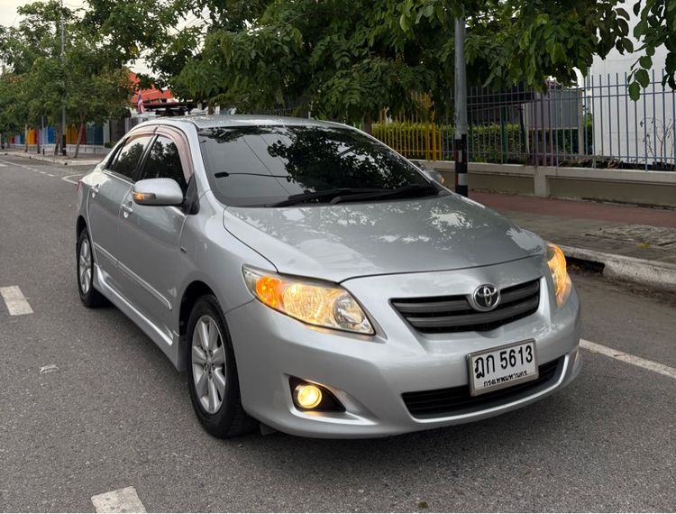 รถ Toyota Corolla 1.6 สี บรอนซ์เงิน