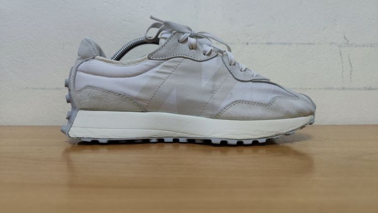 New balance 327 44.0 28.0 แท้ มือสอง รูปที่ 4