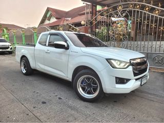 ISUZU DMAX สมาทแคป 1.9 เกียร์ธรรมดา ✅รถมือเดียวป้ายแดง✅ขายสด✅จัดไฟแนนซ์✅รับเทิน✅