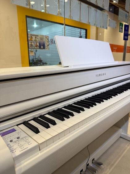 Digital Piano เปียโนไฟฟ้า CLP835WH