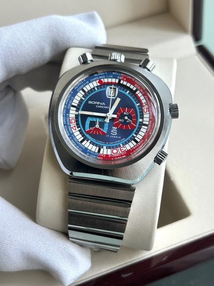SORNA Bullhead World Timer  Chronograph Vintage Watch 1970's รูปที่ 3