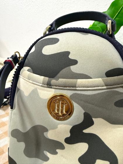 TOMMY HILFIGER รูปที่ 2