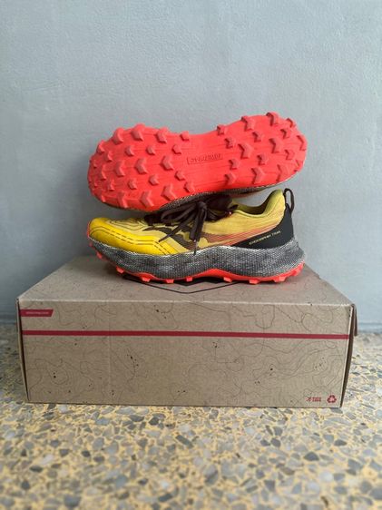 รองเท้าวิ่งเทรล SAUCONY Endorphin Trail 9.5US รูปที่ 3