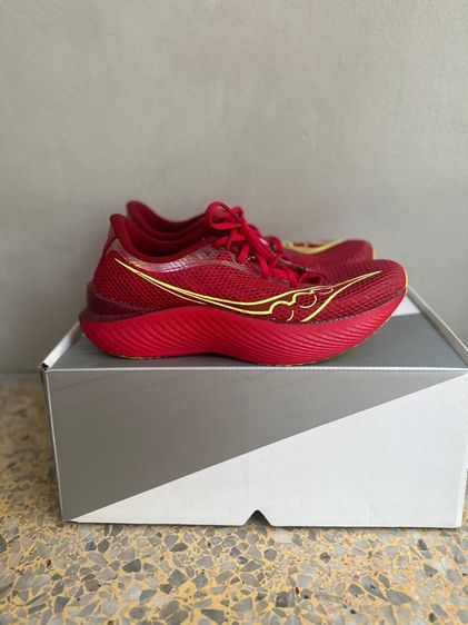 รองเท้าวิ่งถนน SAUCONY Endorphin Pro3 10US รูปที่ 2