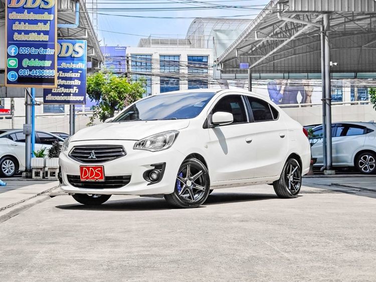 รถ Mitsubishi Attrage 1.2 GLX สี ขาว