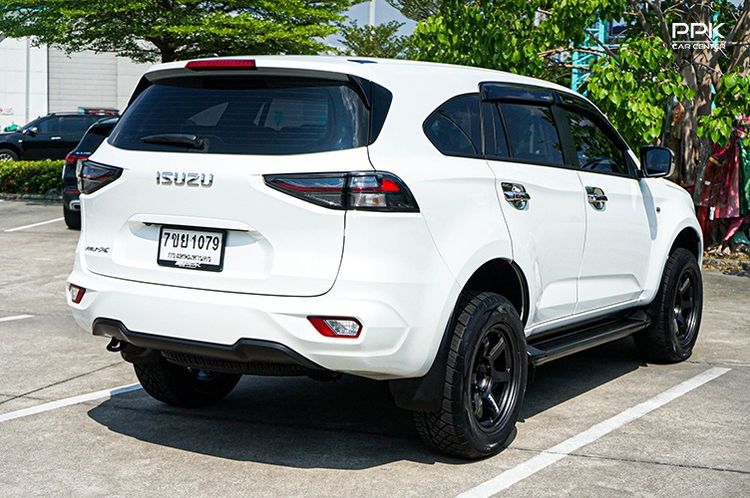 Isuzu MU-X 2022 1.9 Active 2WD Utility-car ดีเซล ไม่ติดแก๊ส เกียร์อัตโนมัติ ขาว รูปที่ 4