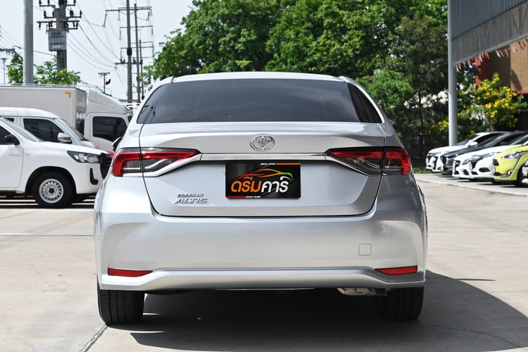 Toyota Altis 2021 1.6 G Sedan เบนซิน NGV เกียร์อัตโนมัติ บรอนซ์เงิน รูปที่ 4