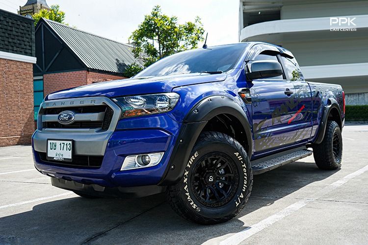 รถ Ford Ranger 2.2 XLS สี น้ำเงิน