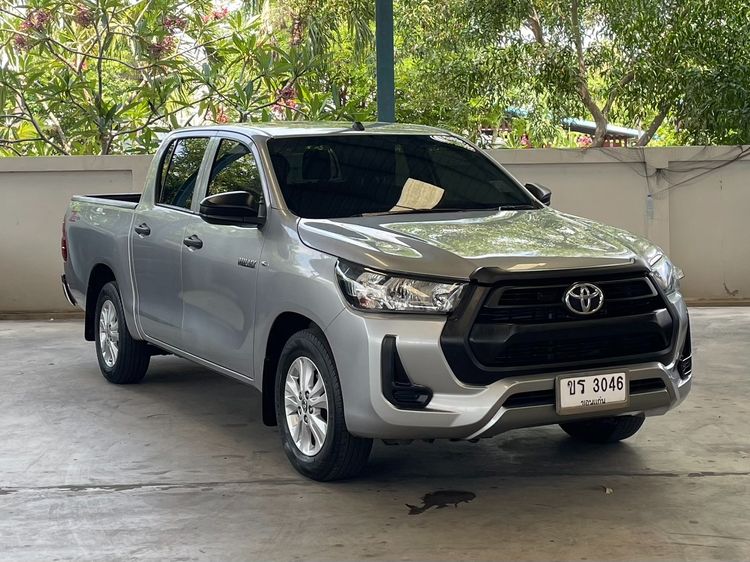 Toyota Hilux Revo 2020 Double Cab 2.4 Mid Z Edition Pickup ดีเซล ไม่ติดแก๊ส เกียร์อัตโนมัติ บรอนซ์เงิน รูปที่ 3