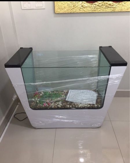โต๊ะอาหารตู้ปลา ใส่น้ำทดลอง 1 ครั้ง ตอนสินค้ามาส่ง รูปที่ 2