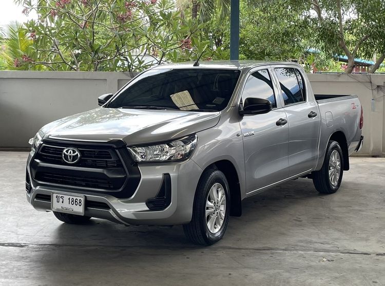 Toyota Hilux Revo 2020 Double Cab 2.4 Mid Z Edition Pickup ดีเซล ไม่ติดแก๊ส เกียร์ธรรมดา บรอนซ์เงิน