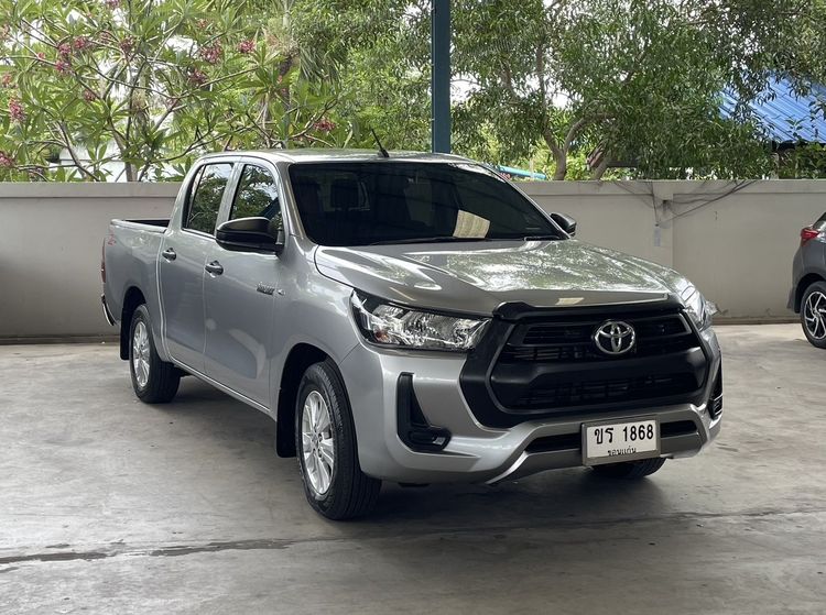 Toyota Hilux Revo 2020 Double Cab 2.4 Mid Z Edition Pickup ดีเซล ไม่ติดแก๊ส เกียร์ธรรมดา บรอนซ์เงิน รูปที่ 2
