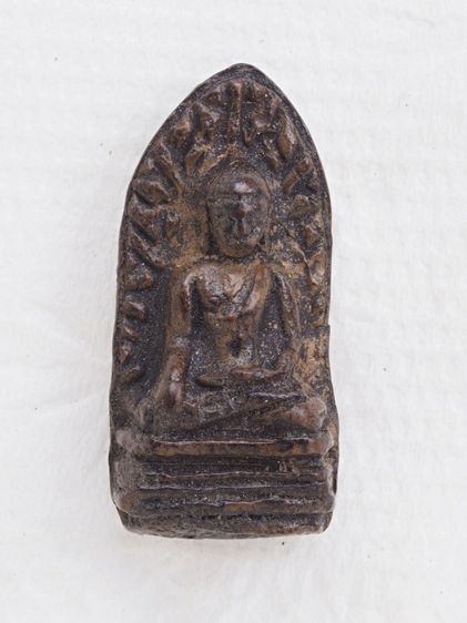 พระรอด 24026909