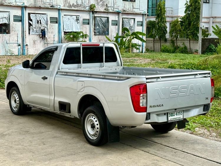 Nissan Navara 2022 2.5 SL Pickup ดีเซล ไม่ติดแก๊ส เกียร์ธรรมดา เทา รูปที่ 4