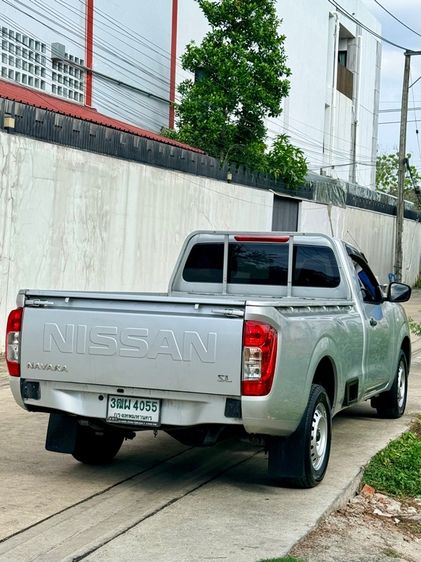 Nissan Navara 2022 2.5 SL Pickup ดีเซล ไม่ติดแก๊ส เกียร์ธรรมดา เทา รูปที่ 3