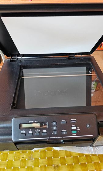 Printer Brother DCP-T300 3in1 ส่งต่อมือสอง ใช้งานปกติ มีตำหนิยางรองแท้งหมึกรั่ว รูปที่ 4