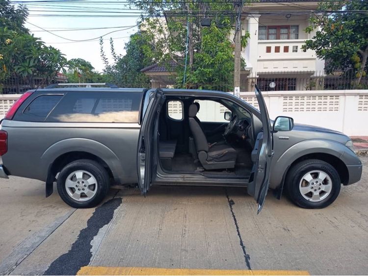 Nissan Navara 2014 2.5 S Pickup ดีเซล ไม่ติดแก๊ส เกียร์ธรรมดา เทา รูปที่ 3
