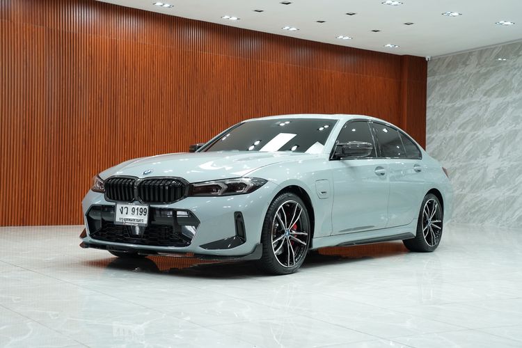 BMW Series 3 2023 330e Sedan เบนซิน เกียร์อัตโนมัติ เทา รูปที่ 3