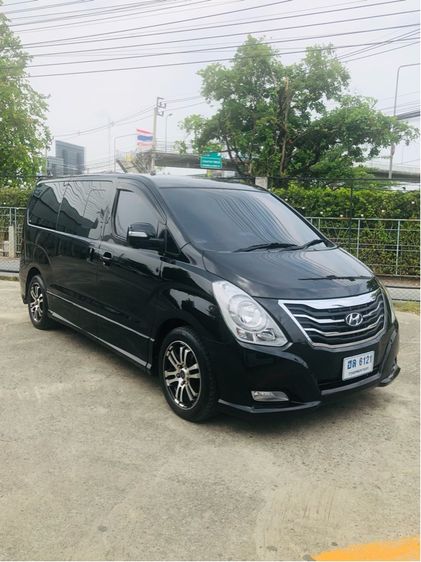 รถ Hyundai H-1  2.5 Elite สี ดำ
