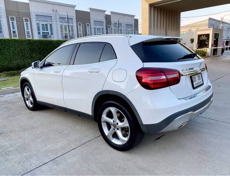 Mercedes-Benz GLA-Class 2019 GLA200 Utility-car เบนซิน ไม่ติดแก๊ส เกียร์อัตโนมัติ ขาว รูปที่ 3