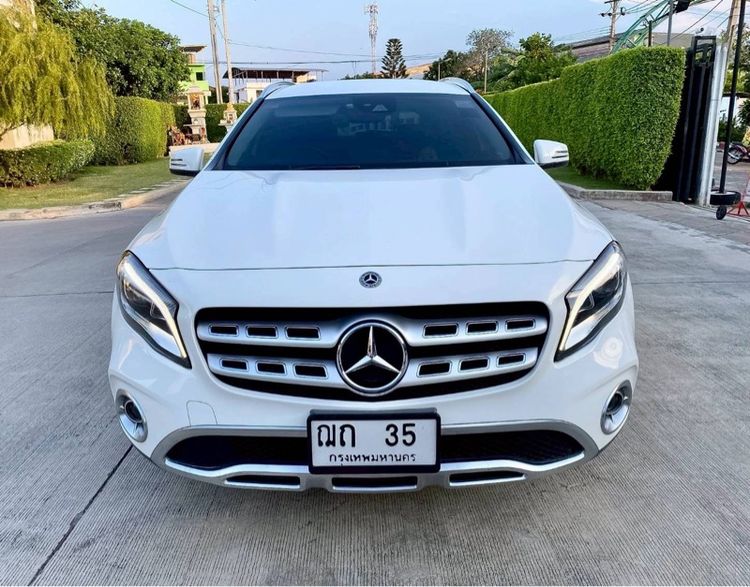 Mercedes-Benz GLA-Class 2019 GLA200 Utility-car เบนซิน ไม่ติดแก๊ส เกียร์อัตโนมัติ ขาว รูปที่ 2