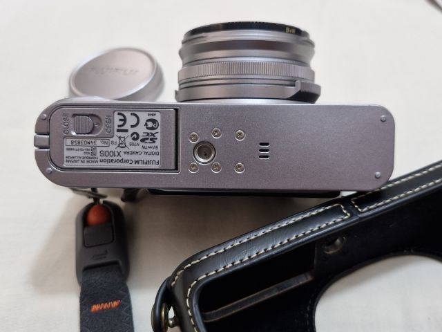 กล้อง Fujifilm x100s สภาพ 98เปอร์เซ็นต์ ไร้ฝ้าไร้รา ชัตเตอร์น้อยดูแลอย่างดีไร้รอย รูปที่ 7